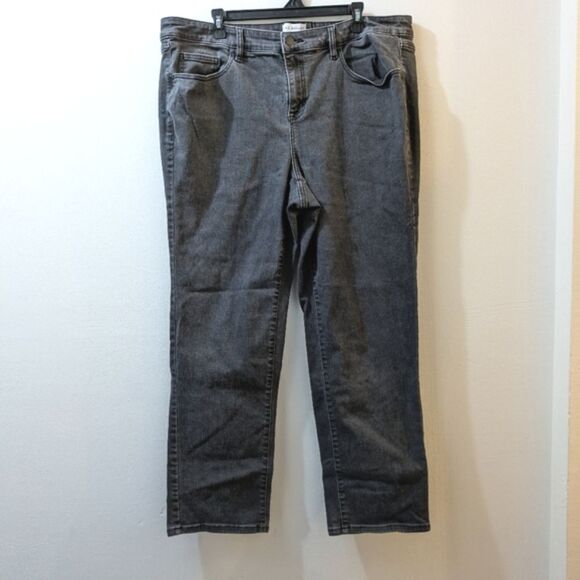 Lane Bryant Signature Fit Mid-Rise Straight Leg Faded Black Jeans, Women's 18 - Picture 1 of 12